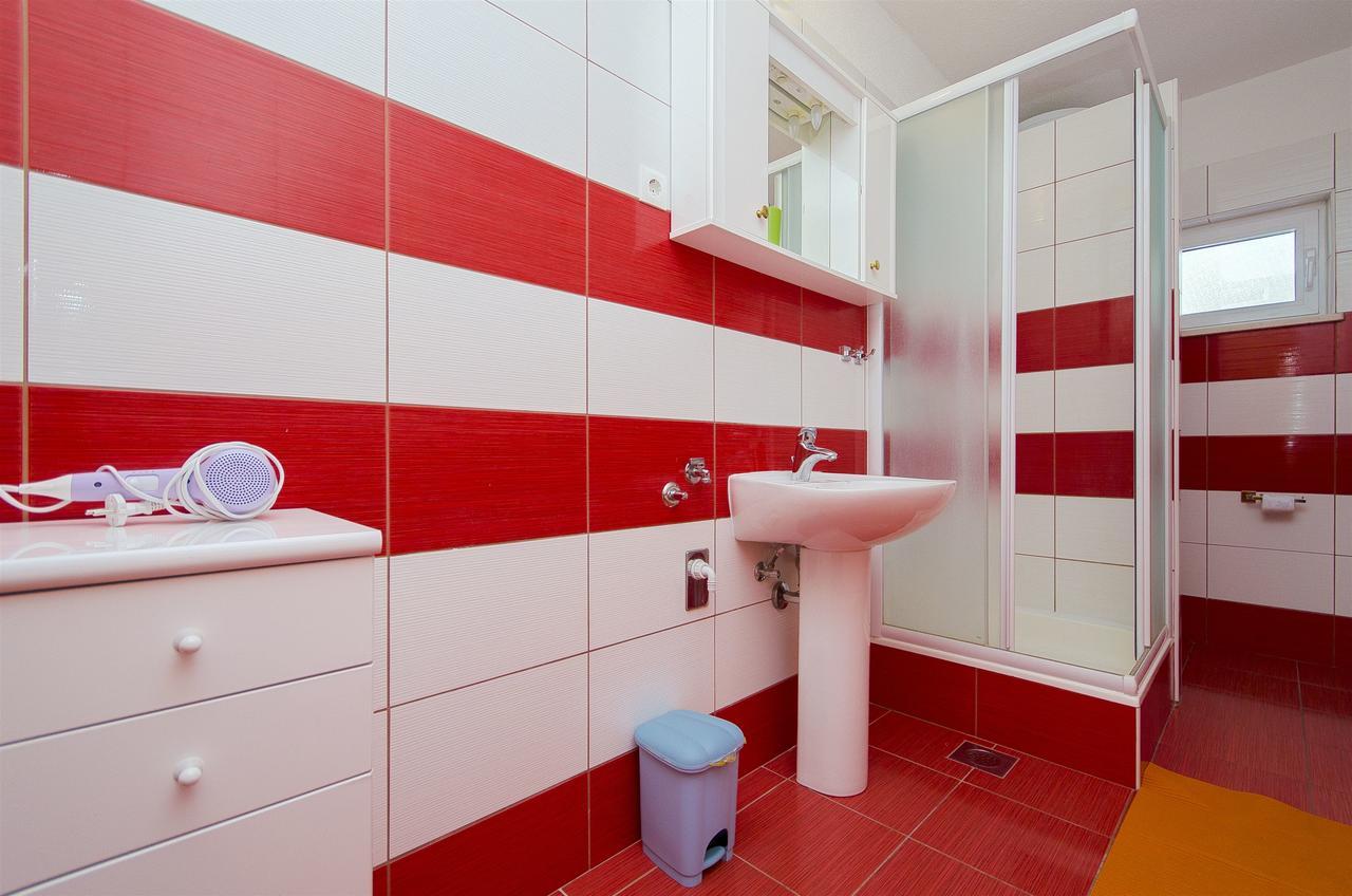 Apartments Karlo Трогир Экстерьер фото